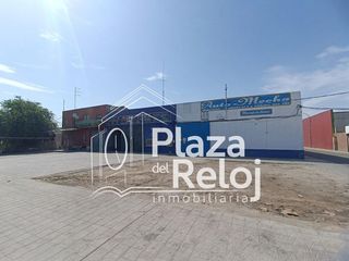 Fabrikhalle in Avenida portugal 85. Inmobiliaria plaza del reloj  vende  3 naves industriales con 2