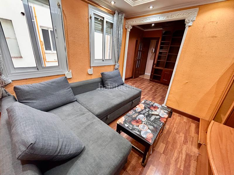 Foto 4c267390-ea03-4eeb-9661-912afc2977ec. Ático (ref. 00937) ático de 54 m2 en nou barris en Barcelona