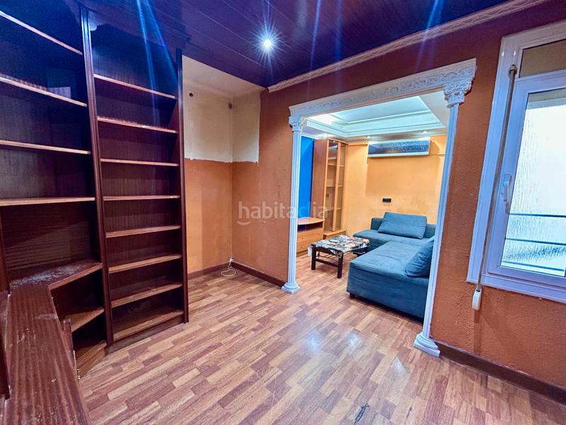 Foto 4c9813e8-a569-4673-a0e8-4a463892f67c. Ático (ref. 00937) ático de 54 m2 en nou barris en Barcelona