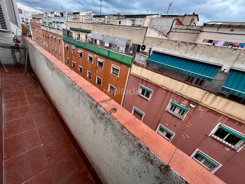 Foto eaccfe41-80bc-43d4-8b81-b6cbbea74038. Ático (ref. 00937) ático de 54 m2 en nou barris en Barcelona