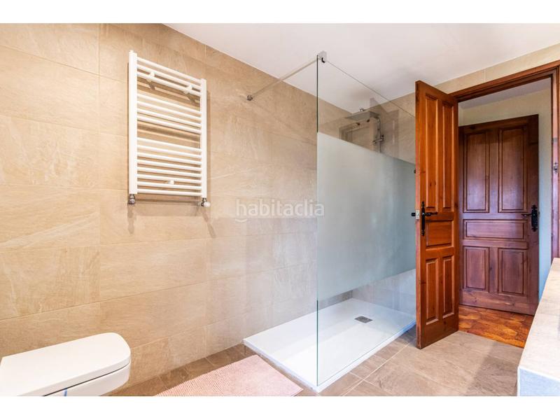 Foto e1faac00-5a39-428e-b67e-890b8522751f. Chalet mit parking pool in Urbanitzacions Sant Pol de Mar