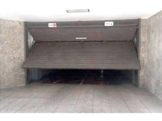 Parking coche en Casp
