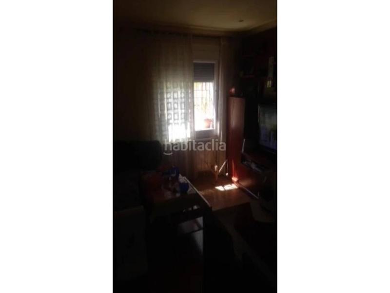 Foto 9029965c-cb7c-445d-b444-cda8c2d71293. Piso  ocupado en venta en avda meridiana en Trinitat Nova Barcelona