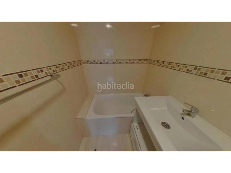 Foto 8f7512cb-14fc-4cfc-9934-135a50141de4. Piso  ocupado en venta en calle angels garriga en Barcelona