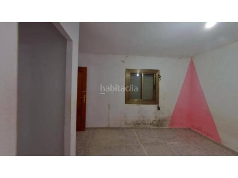 Foto 21e3a3dd-1253-4d6f-8274-ad380418b18d. Appartamento in Fondo Santa Coloma de Gramenet