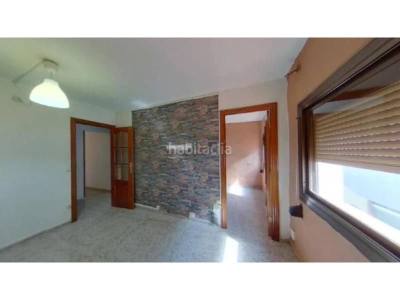 Foto 2a233619-ca9e-4f58-a7cb-4a24477b7988. Appartamento in Fondo Santa Coloma de Gramenet