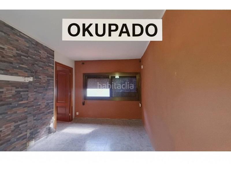 Foto 6cb1f2d2-3b54-4ea8-98cb-db74a40e7d5a. Appartamento in Fondo Santa Coloma de Gramenet