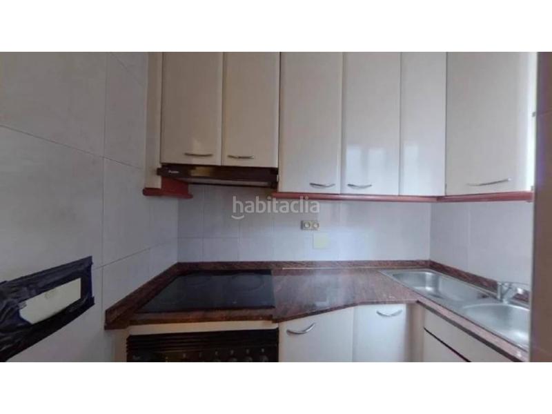 Foto c033b72e-3b2a-4c99-91a3-a3f279ae4aa8. Appartamento in Fondo Santa Coloma de Gramenet