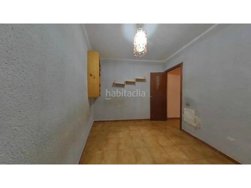 Foto 50f3f2bb-977d-4014-917d-f73ccb6d1cc1. Flat in Singuerlín Santa Coloma de Gramenet