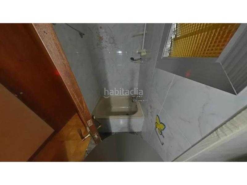 Foto 9390c08d-9926-4ca1-841f-aa37e77714bd. Flat in Singuerlín Santa Coloma de Gramenet