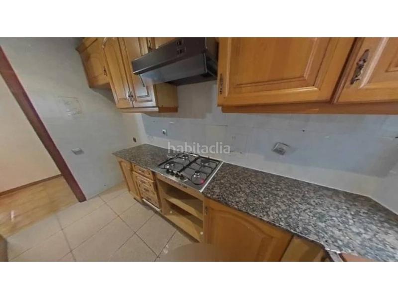 Foto f695024b-eae9-4248-9e18-c1de3a03dd24. Flat in Singuerlín Santa Coloma de Gramenet