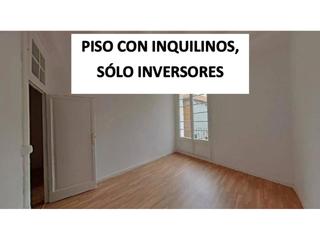 Etagenwohnung  San paciano. Piso en venta en calle san paciano