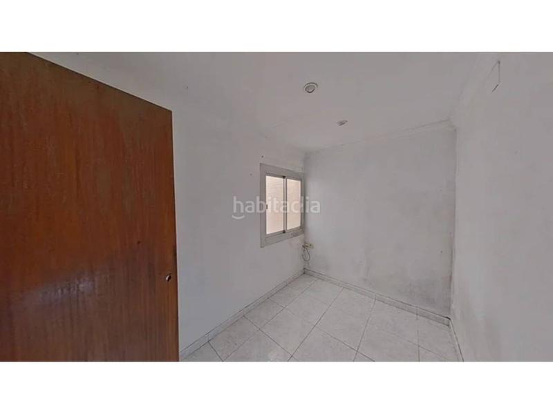 Foto 57e2e63e-4c23-41cb-abdf-92b599e3bda8. Appartamento in Bon Pastor Barcelona