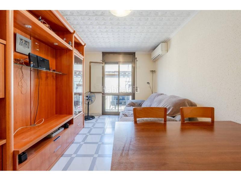 Foto affd83e1-7bfd-4c68-bb4e-862eb7c89fe7. Piso tu nuevo hogar en el corazón en Raval Barcelona