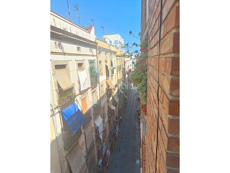 Foto e835aafc-01d8-4d66-b0a9-b0b7f1eb6b68. Piso tu nuevo hogar en el corazón en Raval Barcelona