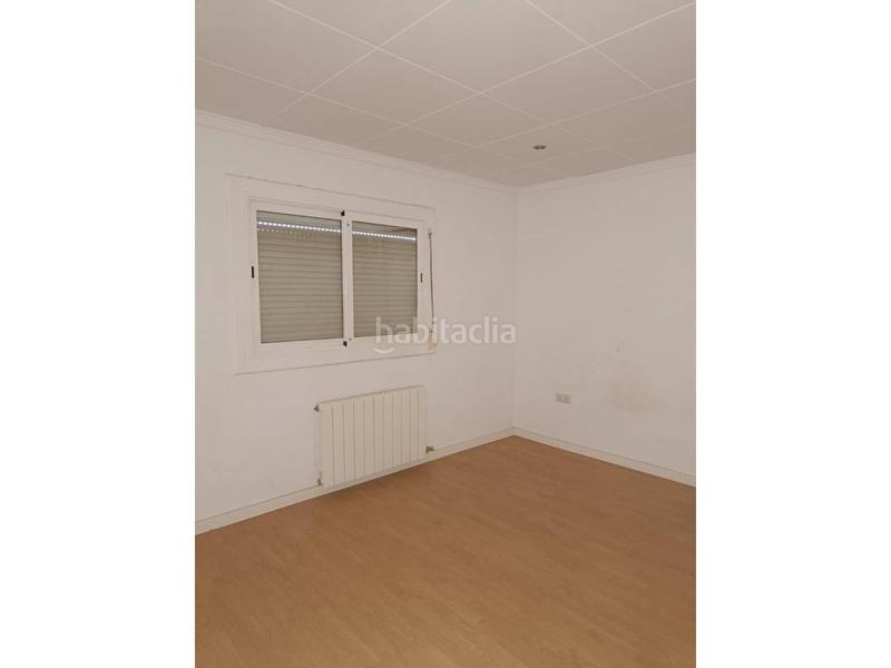 Foto 3bf71582-fa5a-4593-bea3-2138d65e6928. Appartement dans Singuerlín Santa Coloma de Gramenet