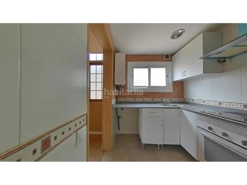 Foto 7886043e-f9a5-4bc4-bbd2-b42e9ba175df. Appartement dans Singuerlín Santa Coloma de Gramenet