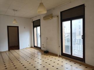 Pis  Riereta. Piso en venta en calle riereta