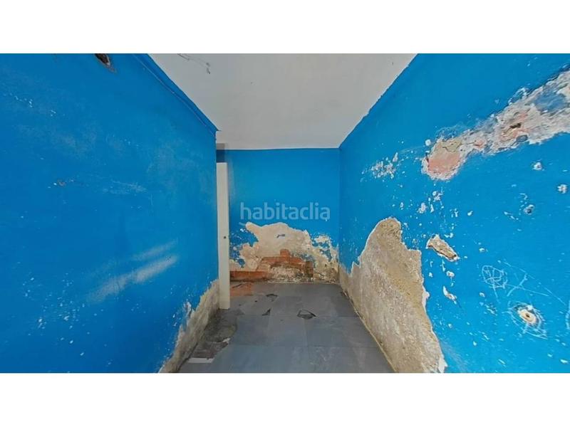 Foto 487dae48-630d-43ea-96bd-0cfc1e65335e. Piso  en venta en calle espriu en El Raval Santa Coloma de Gramenet