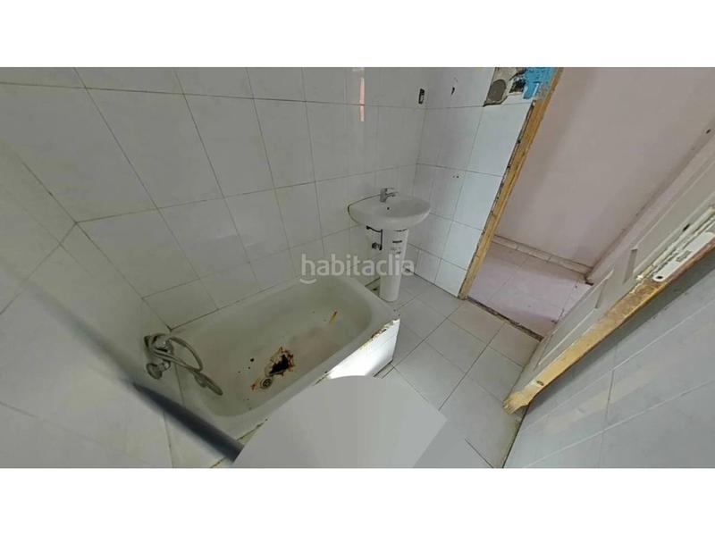 Foto 6167d54d-49a1-439d-8788-a8116414834b. Piso  en venta en calle espriu en El Raval Santa Coloma de Gramenet