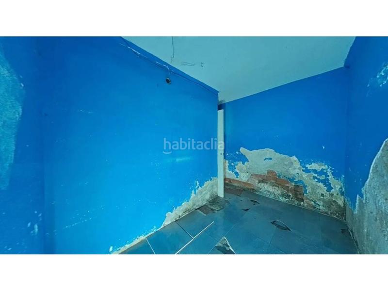 Foto a58c071b-e8e4-4a3d-ab62-679ef0d61213. Piso  en venta en calle espriu en El Raval Santa Coloma de Gramenet