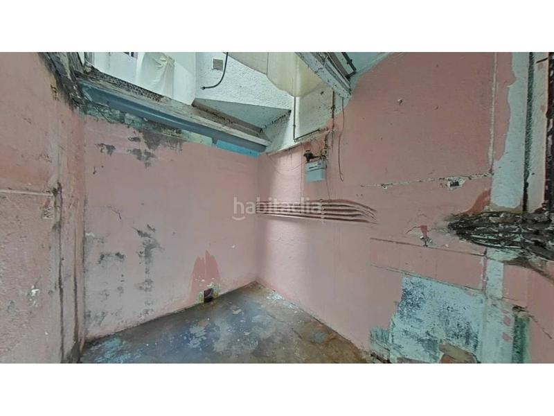Foto c124fd9a-01a4-4cd5-8ed4-dac1f5046b87. Piso  en venta en calle espriu en El Raval Santa Coloma de Gramenet