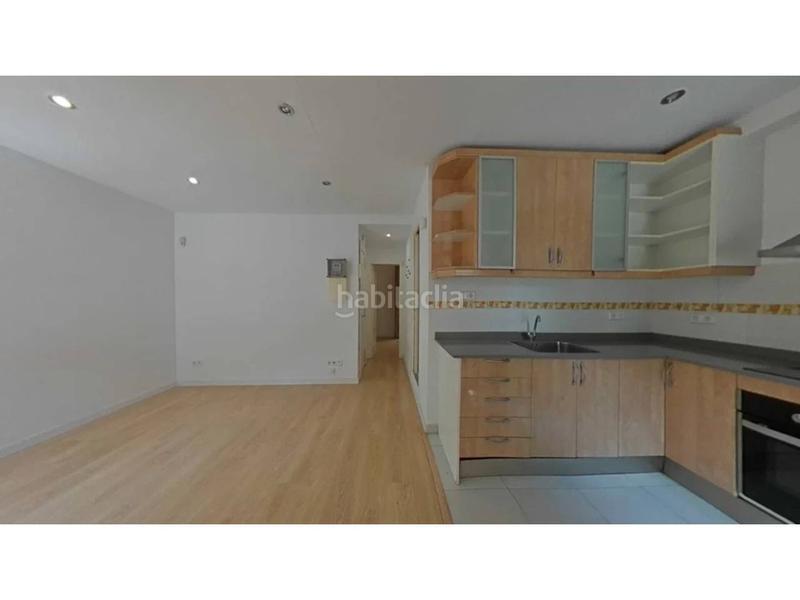 Foto e939e5a1-fe6c-4bd0-a390-26b5495d18bc. Piso  en venta en psaje mar en Barceloneta Barcelona