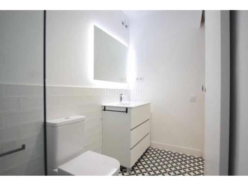 Foto 0b362392-ff08-49fc-8cbf-0c927f901171. Rent flat in Centre Mataró