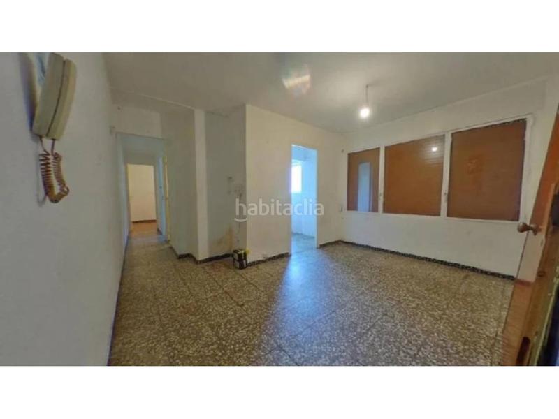 Foto 4715ebe2-69e0-4763-9d5f-1b55f1692bd7. Piso  en venta en calle teulada en Besòs - Maresme Barcelona
