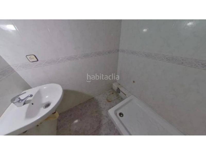 Foto 7d32c88d-9260-44ef-87da-1ba0f0bcfb96. Piso  en venta en calle teulada en Besòs - Maresme Barcelona