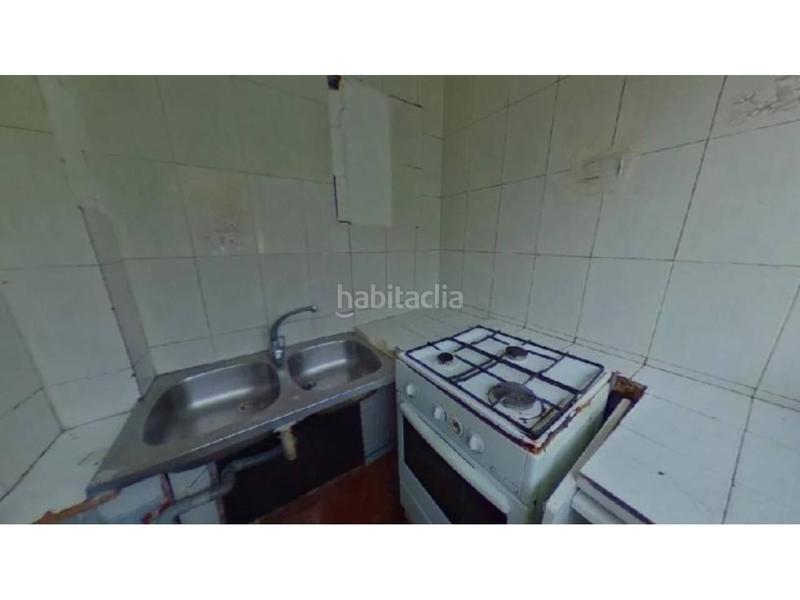 Foto 9ed3878c-1184-4c6b-a92f-82dfa0dd3e9d. Piso  en venta en calle teulada en Besòs - Maresme Barcelona