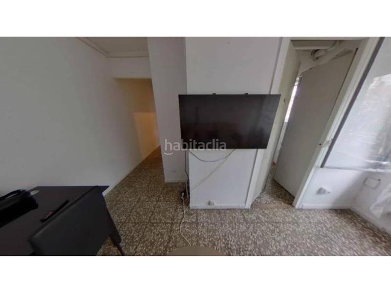 Foto a10061f9-d4e3-4b05-9947-7f2d433a2cad. Piso  en venta en calle teulada en Besòs - Maresme Barcelona