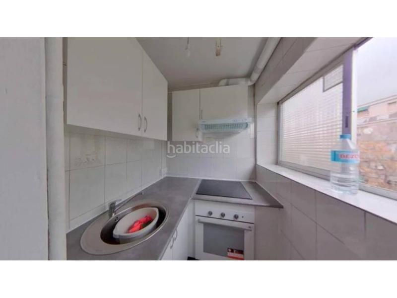 Foto afaa6a7f-0013-457b-b389-2d7170bcb68c. Piso  en venta en calle teulada en Besòs - Maresme Barcelona