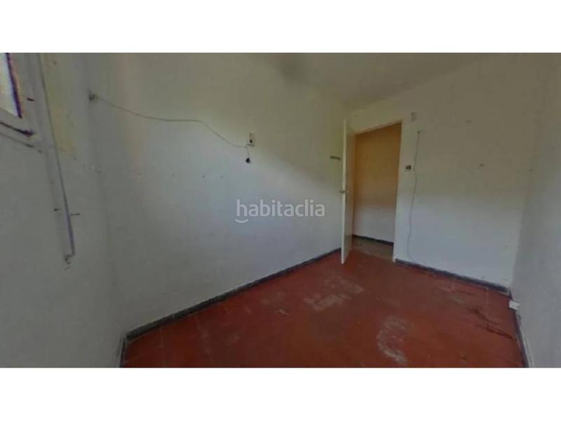 Foto c83fc46c-aabb-48b1-b5e2-d1c2067eeb10. Piso  en venta en calle teulada en Besòs - Maresme Barcelona