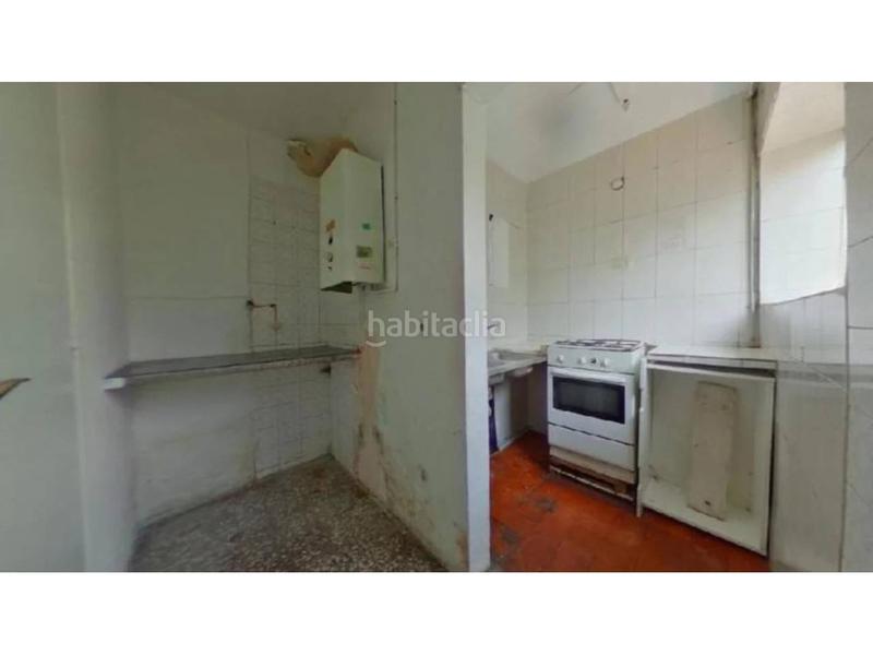 Foto f03c7fef-f1fa-46eb-ab0c-3309ebe936ec. Piso  en venta en calle teulada en Besòs - Maresme Barcelona