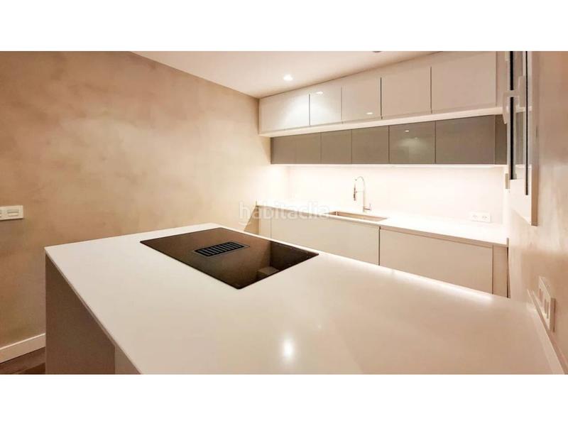 Foto 0cfddc2a-4f4a-4b68-9556-67f5e6cf6d76. Piso exclusiva vivienda reformada en calle aribau en Barcelona