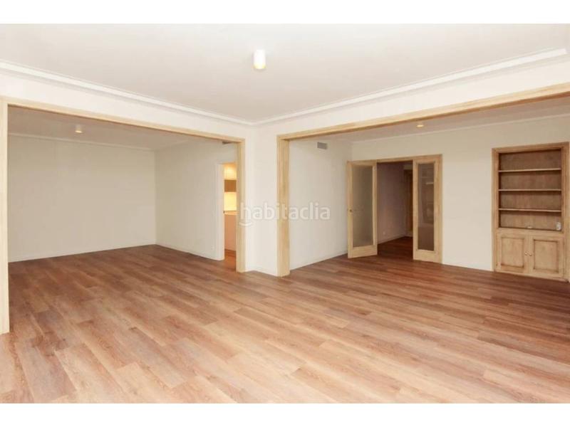 Foto 6a697419-8949-4f67-be2f-8be358f8886e. Piso exclusiva vivienda reformada en calle aribau en Barcelona