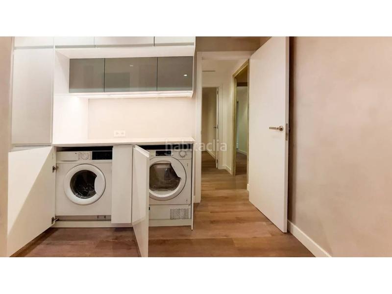 Foto 6fb41fa7-5042-4ed8-bb2f-dcdfbb7ce3c9. Piso exclusiva vivienda reformada en calle aribau en Barcelona