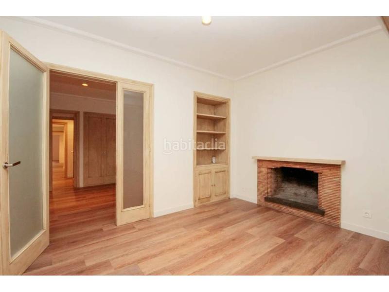 Foto 812d00f2-3cbc-4169-98a8-3d3ae6691b3d. Piso exclusiva vivienda reformada en calle aribau en Barcelona