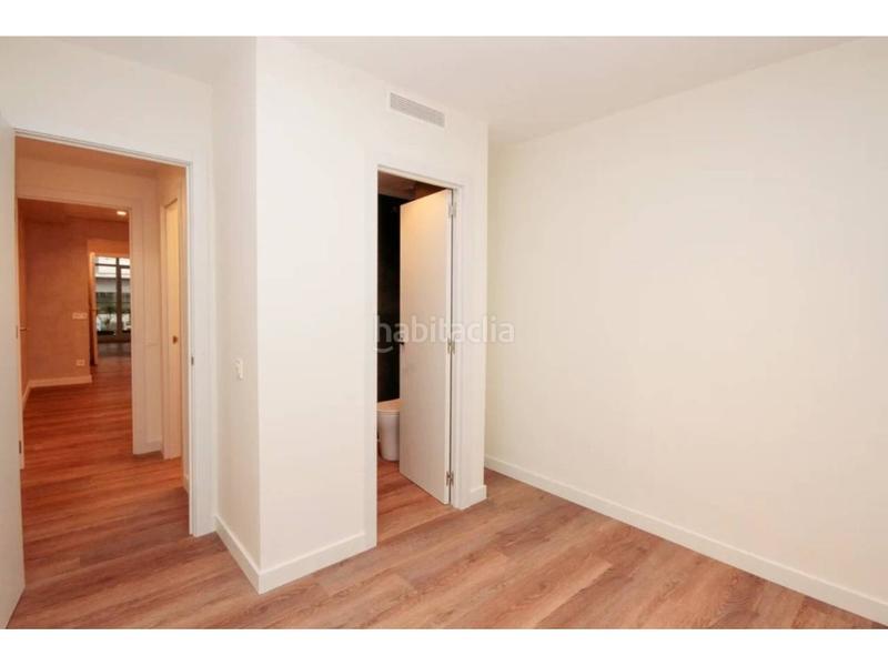 Foto a0487d88-b63b-4b24-880d-45be4810b182. Piso exclusiva vivienda reformada en calle aribau en Barcelona