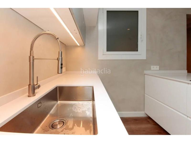 Foto e9a105ec-ecca-4ad1-95c7-140627059153. Piso exclusiva vivienda reformada en calle aribau en Barcelona