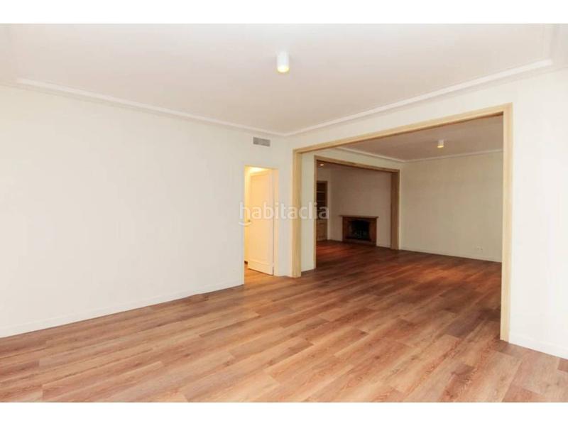 Foto f8d26823-276d-44f9-b731-1151369288fb. Piso exclusiva vivienda reformada en calle aribau en Barcelona