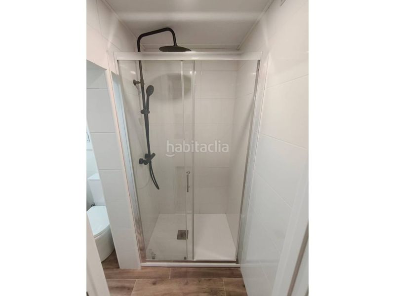 Foto 4c79e132-b9ea-4891-a112-51e8c7155805. Pis a Raval Barcelona