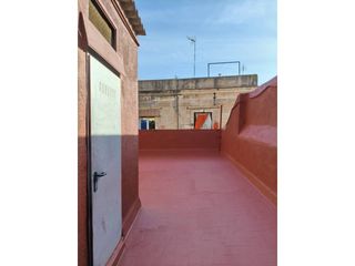Àtic  Calle botella. Estrena piso junto a sant antoni abat en perfecto estado