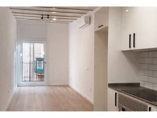 Piso  Calle botella. Estrena piso junto a sant antoni abat en perfecto estado