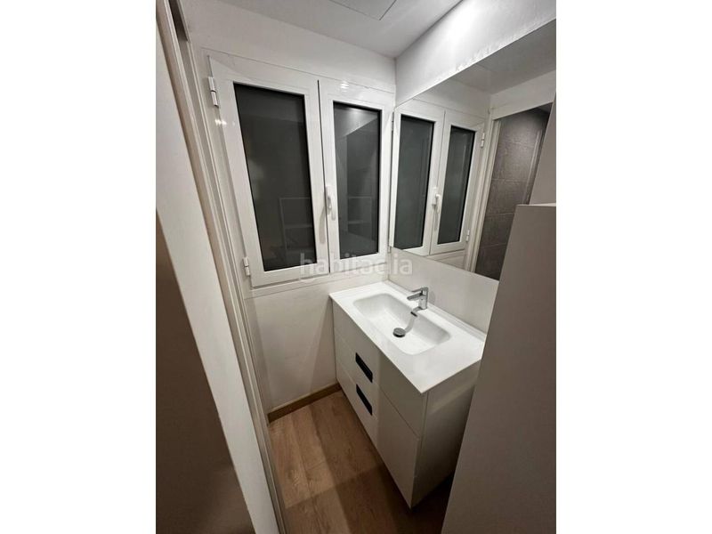 Foto 93d6ac2e-0988-4158-b31b-bb92385c70e5. Pis a Carmel Barcelona