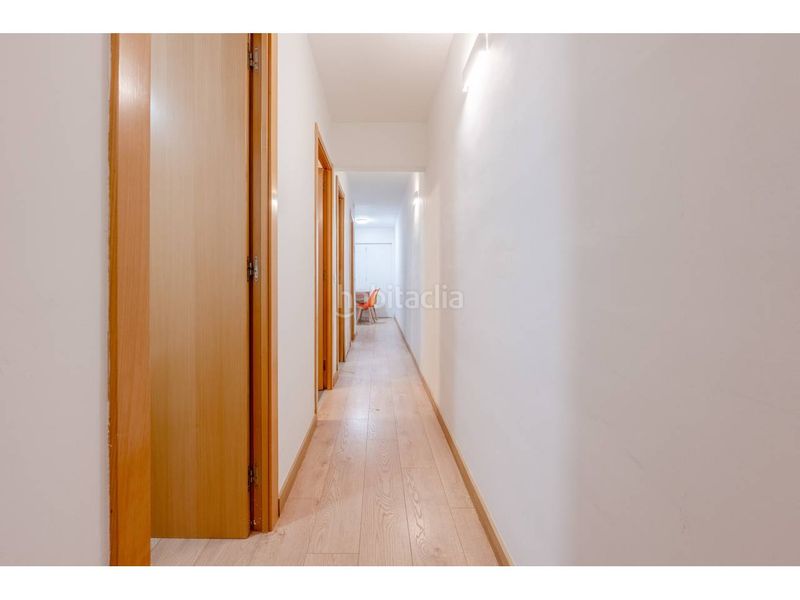Foto f135bd81-d838-4222-9e64-7ab7d6e1ffce. Pis a Carmel Barcelona
