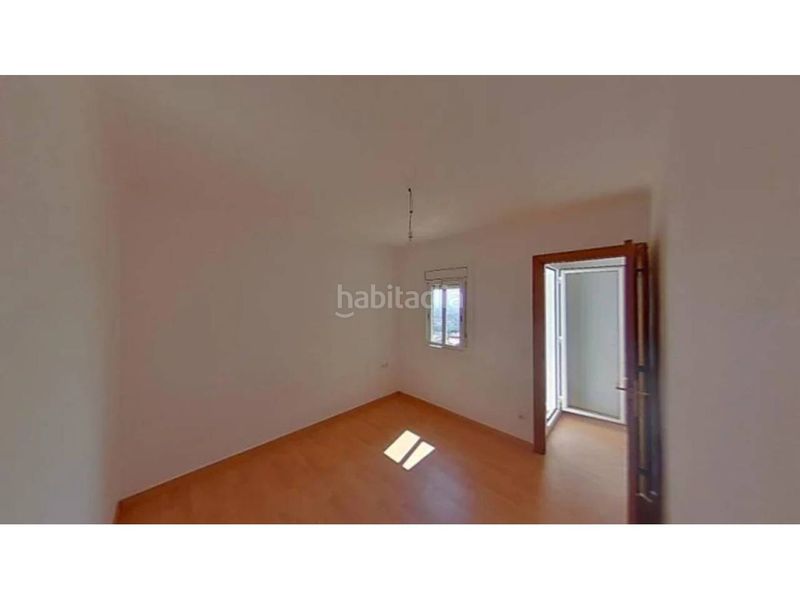 Foto eb7af456-24d5-4e67-9597-3029409158bf. Pis a Roquetes Barcelona