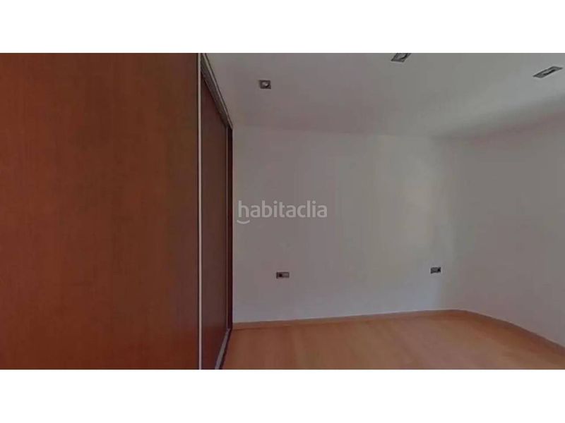 Foto e1d80ab2-b72c-49b0-84ad-bba939406b36. Pis a Martorell