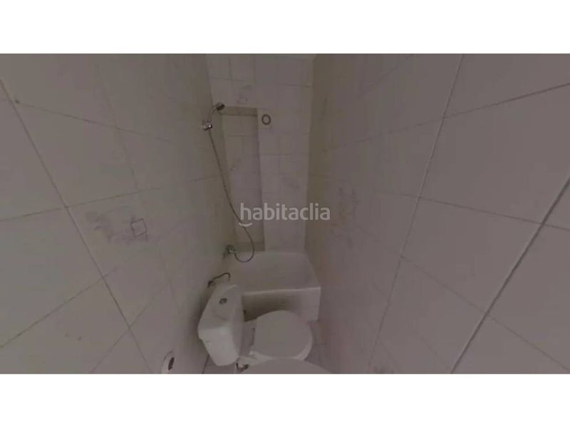 Foto 5692a5da-29a5-4fd9-b6e9-abf53767f8a1. Pis a Martorell